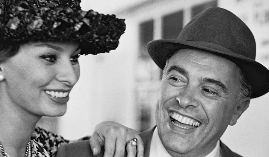 Mariages absents dans l’histoire du monde. sur les mariages de Napoléon, Ingrid Bergman, Sophia Loren