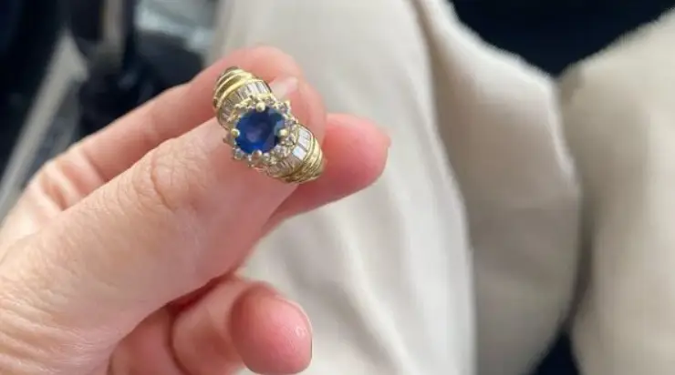 Ma belle-mère a fait une scène pour mon anniversaire à cause du cadeau coûteux de mon mari – je lui ai donné une réponse digne