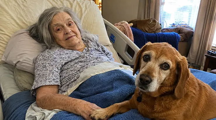 Les derniers mots d&rsquo;Evelyn, 83 ans, n&rsquo;étaient pas une demande des médecins pour elle-même : elle voulait savoir qui aimerait son chien quand elle ne le pourrait plus
